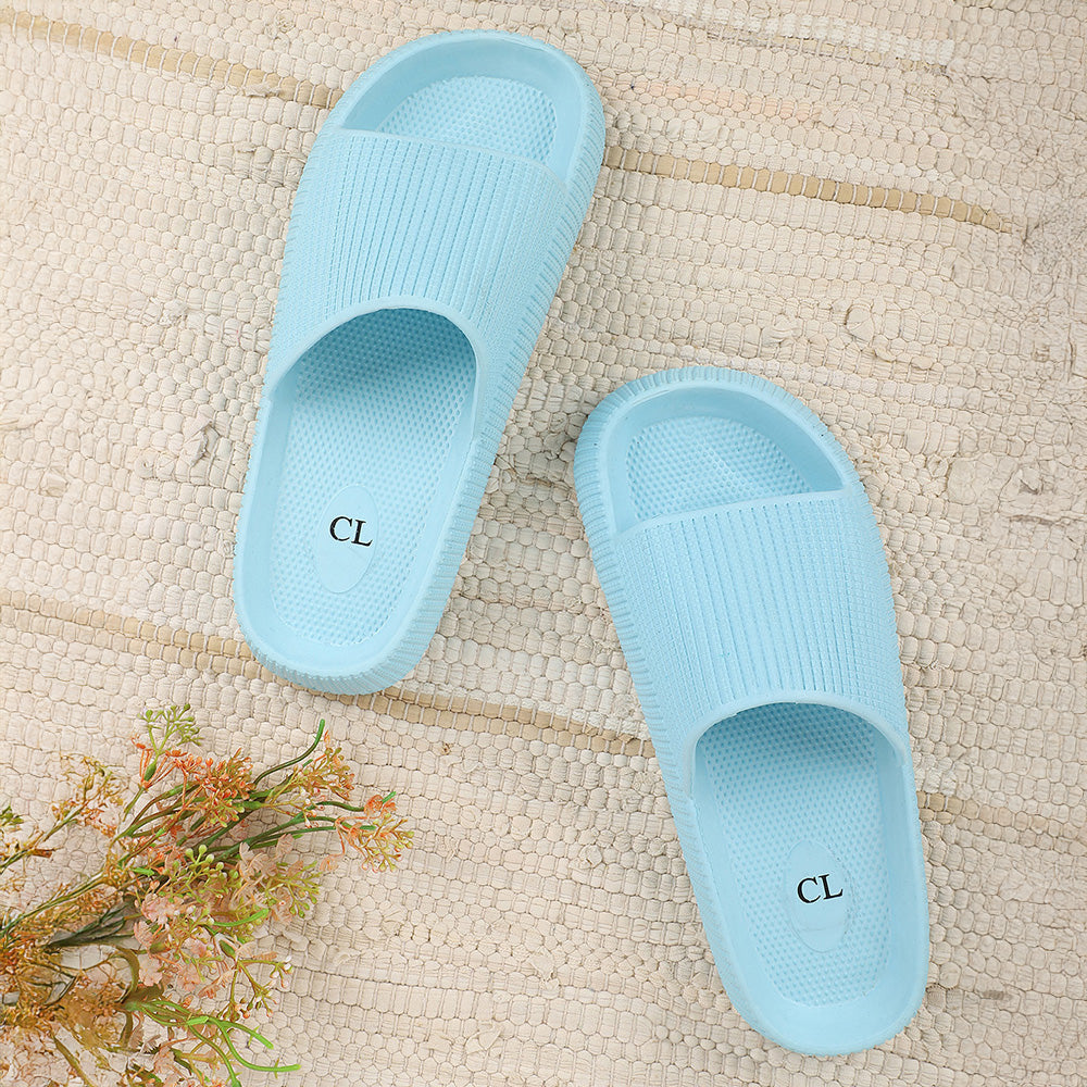 Women Lightweight and comfortable Textured Slides