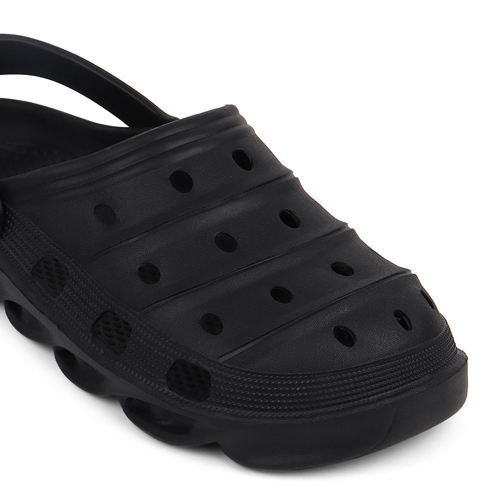 Men Sculpted Perforated Comfort Clogs with Back Strap