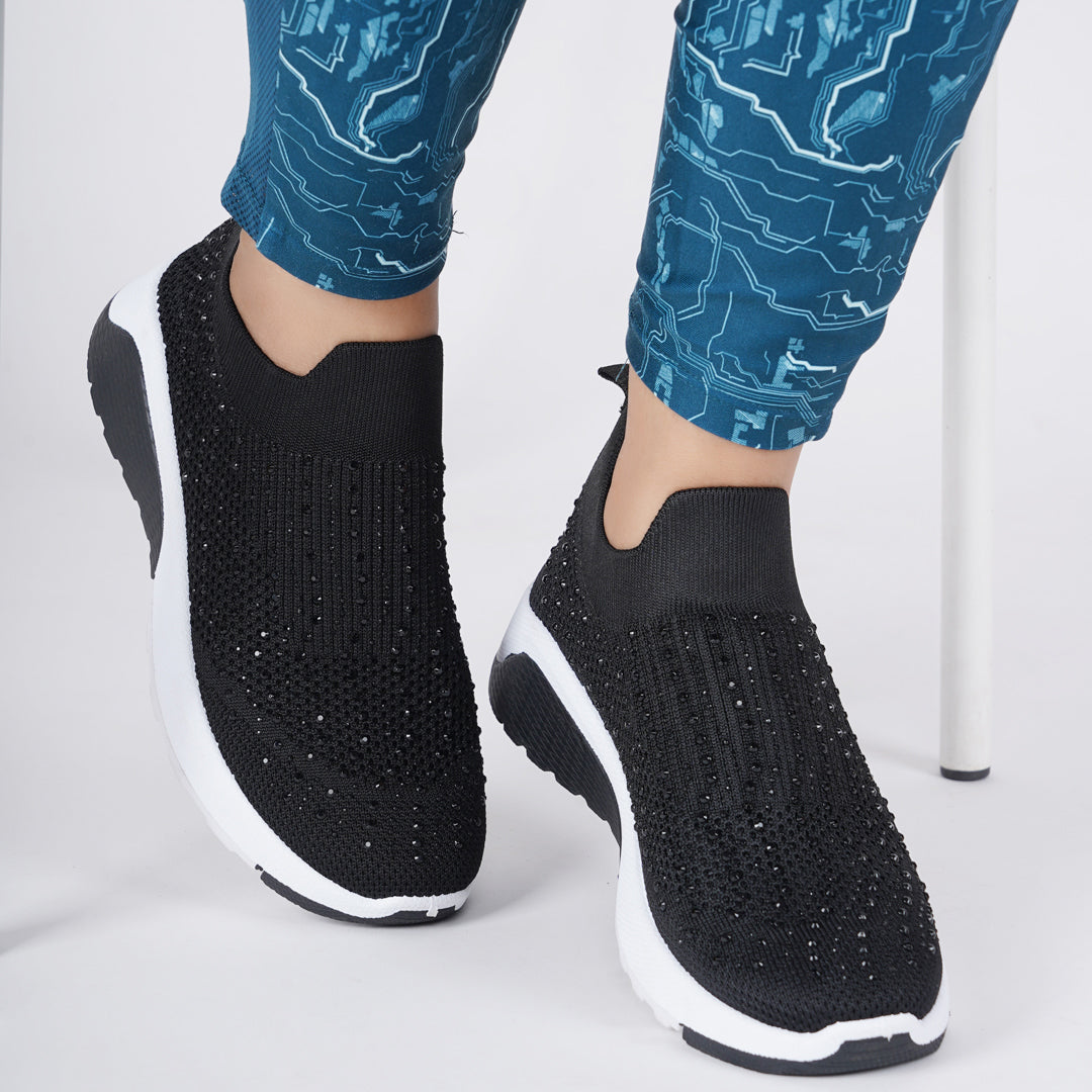 Women Embellished Flyknit Lightweight Slip-On Sneakers