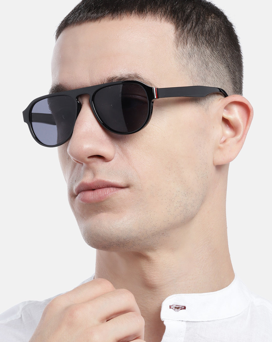 Black Toned with Polycarbonate UV Protected Lens Oval Sunglass for men