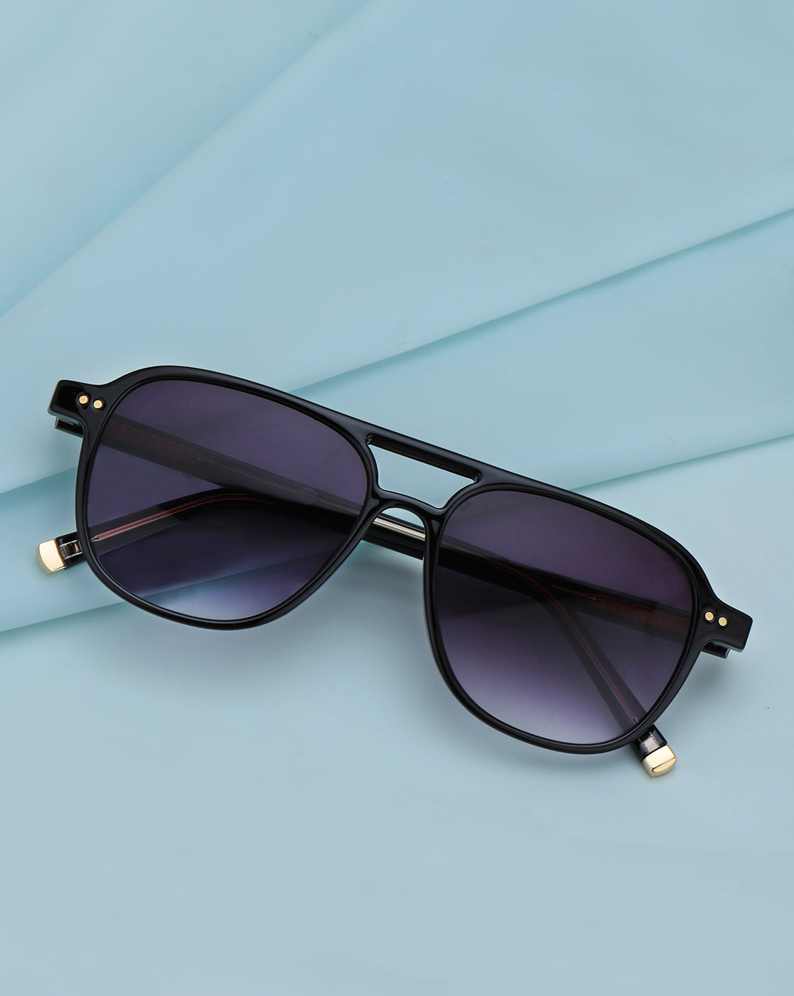 Black Toned with Polycarbonate UV Protected Lens Rectangle Sunglass for Unisex