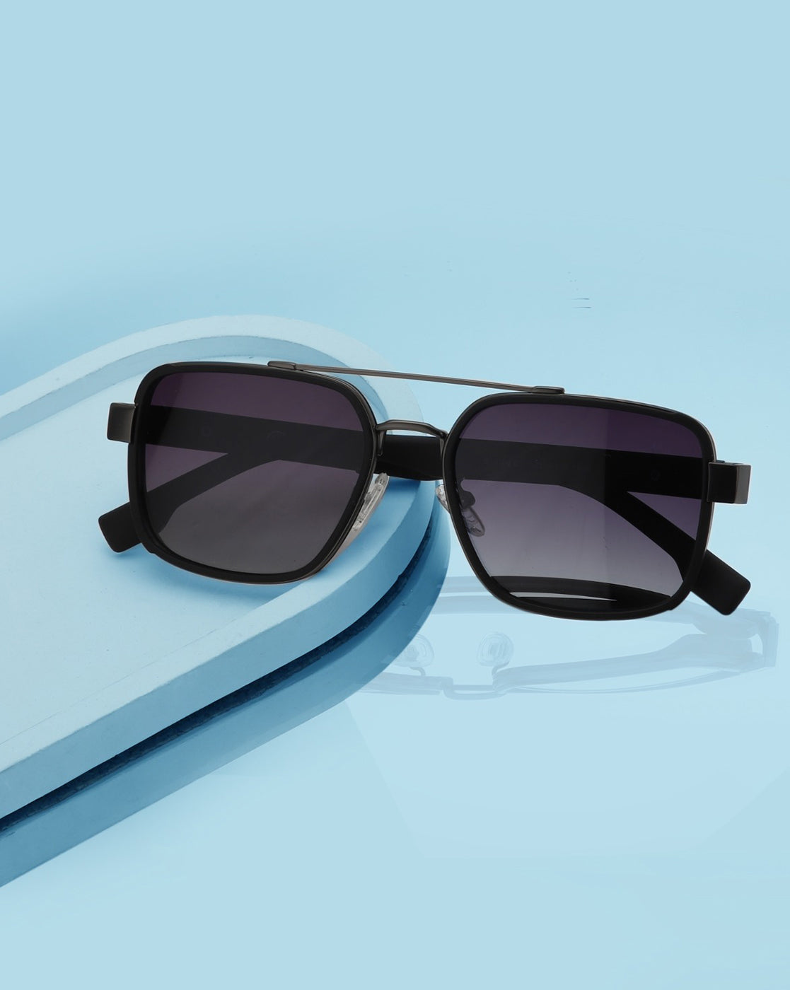 Unisex Premium Metallic & Black Toned Grey UV with Polarized Lens Square Sunglass