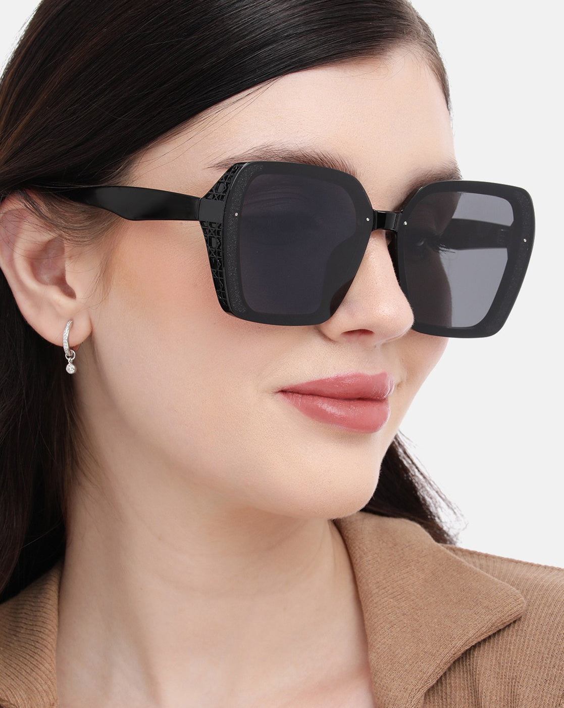 Black Toned with Polarised Lens Oversized Sunglass for women