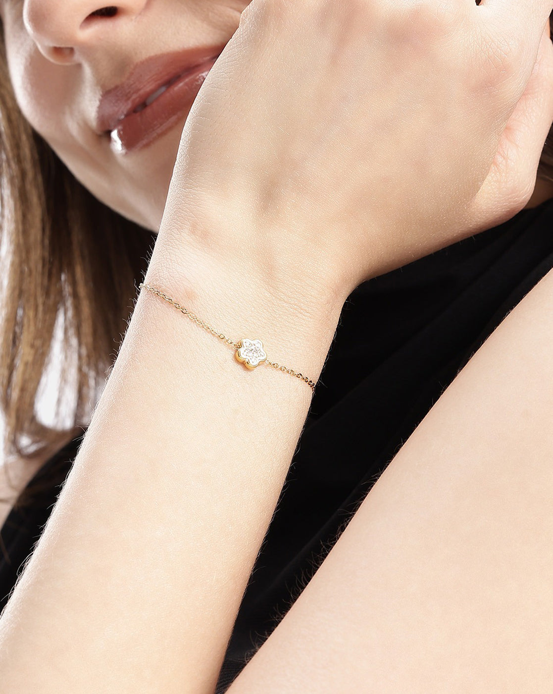 18kt Gold Plated CZ Floral Charm Adjustable Bracelet