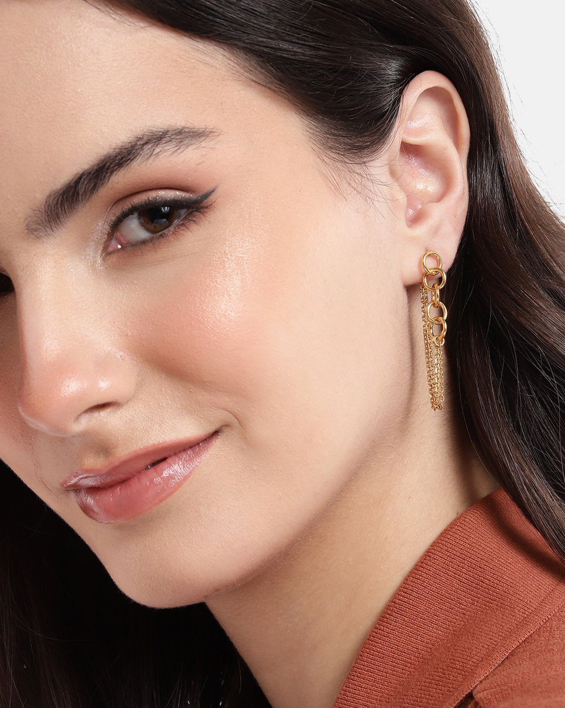 18kt Gold Plated Dangling Chain Drop Earring