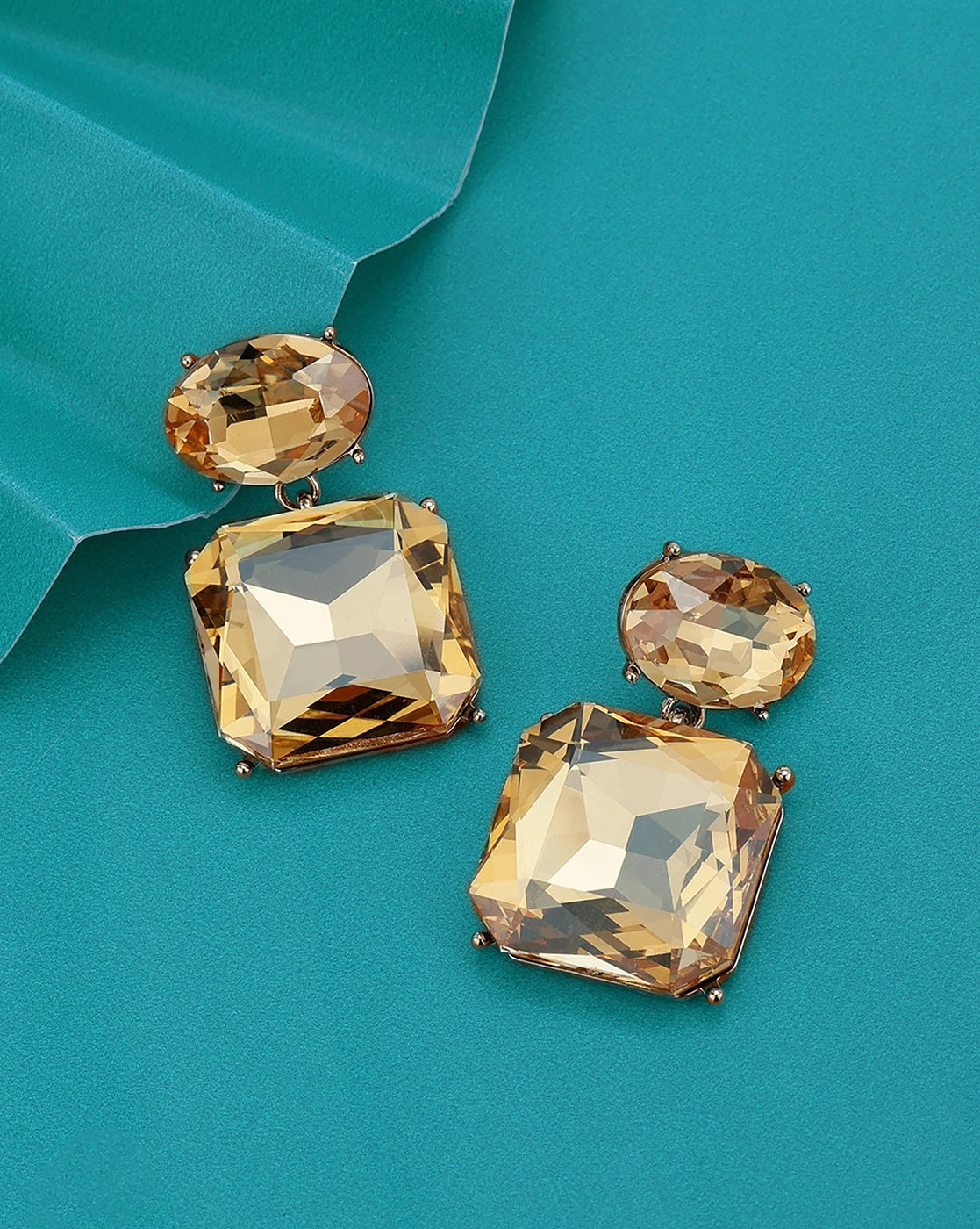 Silver Plated Crystal Rectangle Fancy Drop Earring