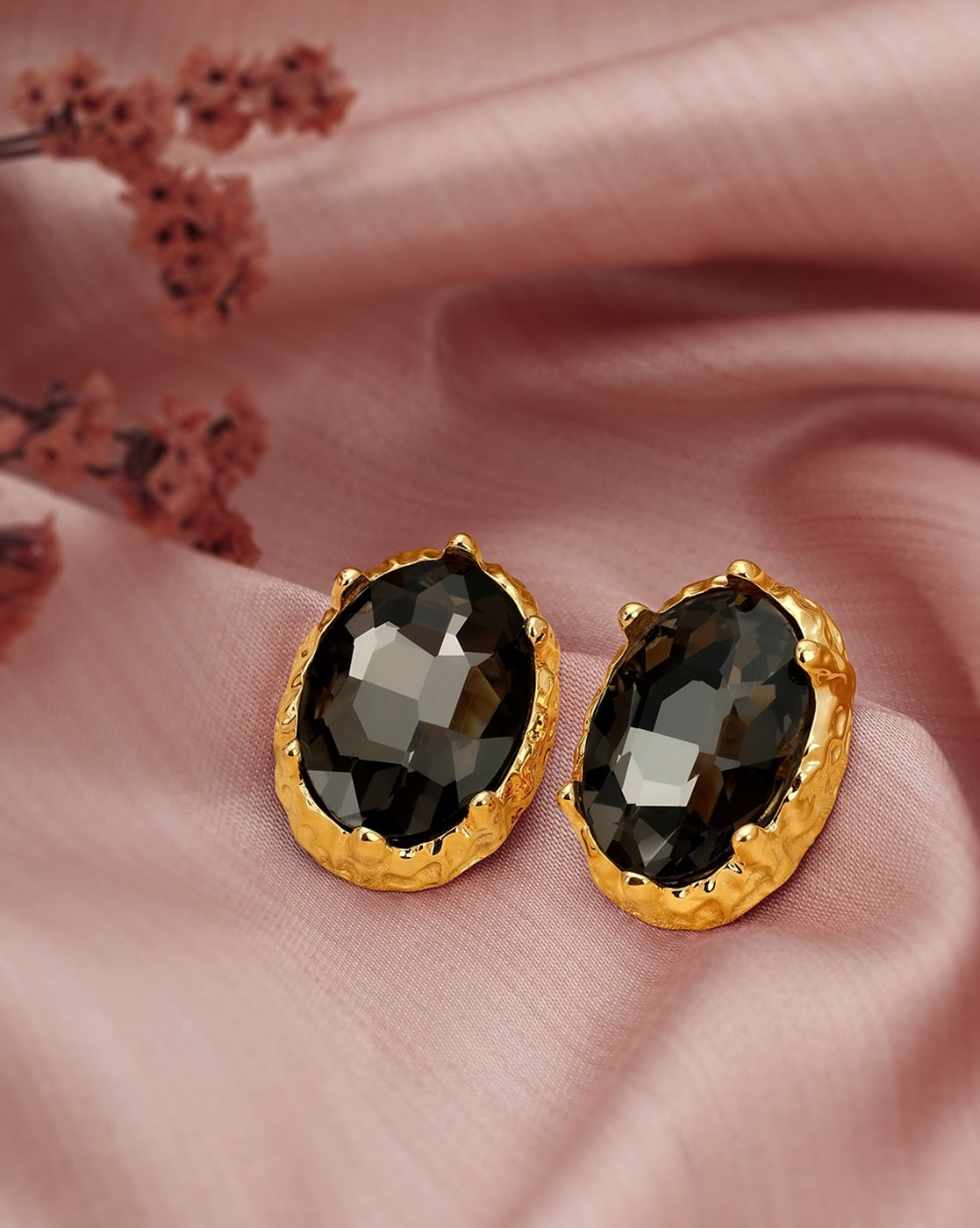 Premium 18kt Gold Plated Crystal Oval Bold Stud Earring