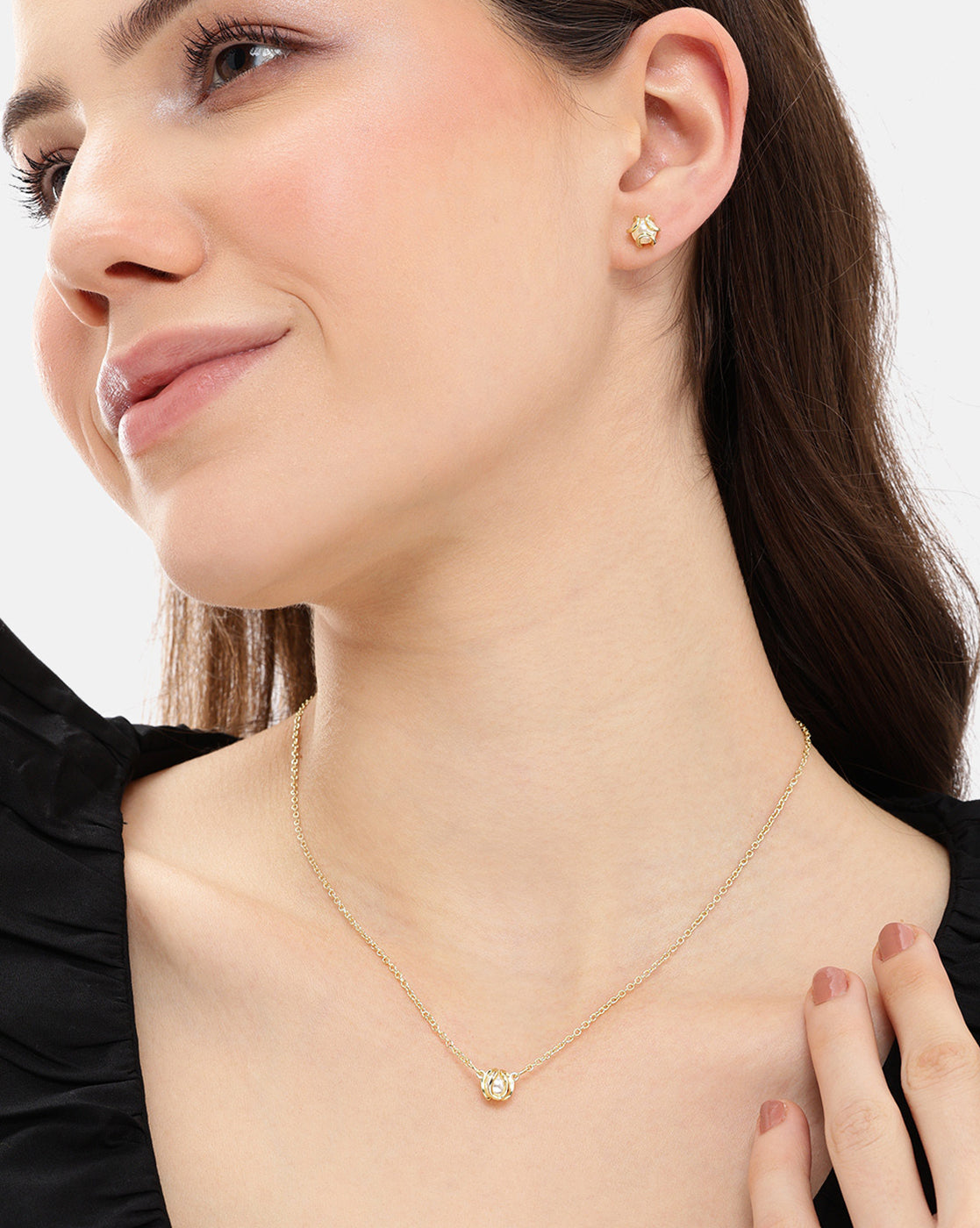 Premium Gold Plated Pearl Necklace and Earring Set