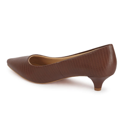 Women Textured Work Kitten Pumps