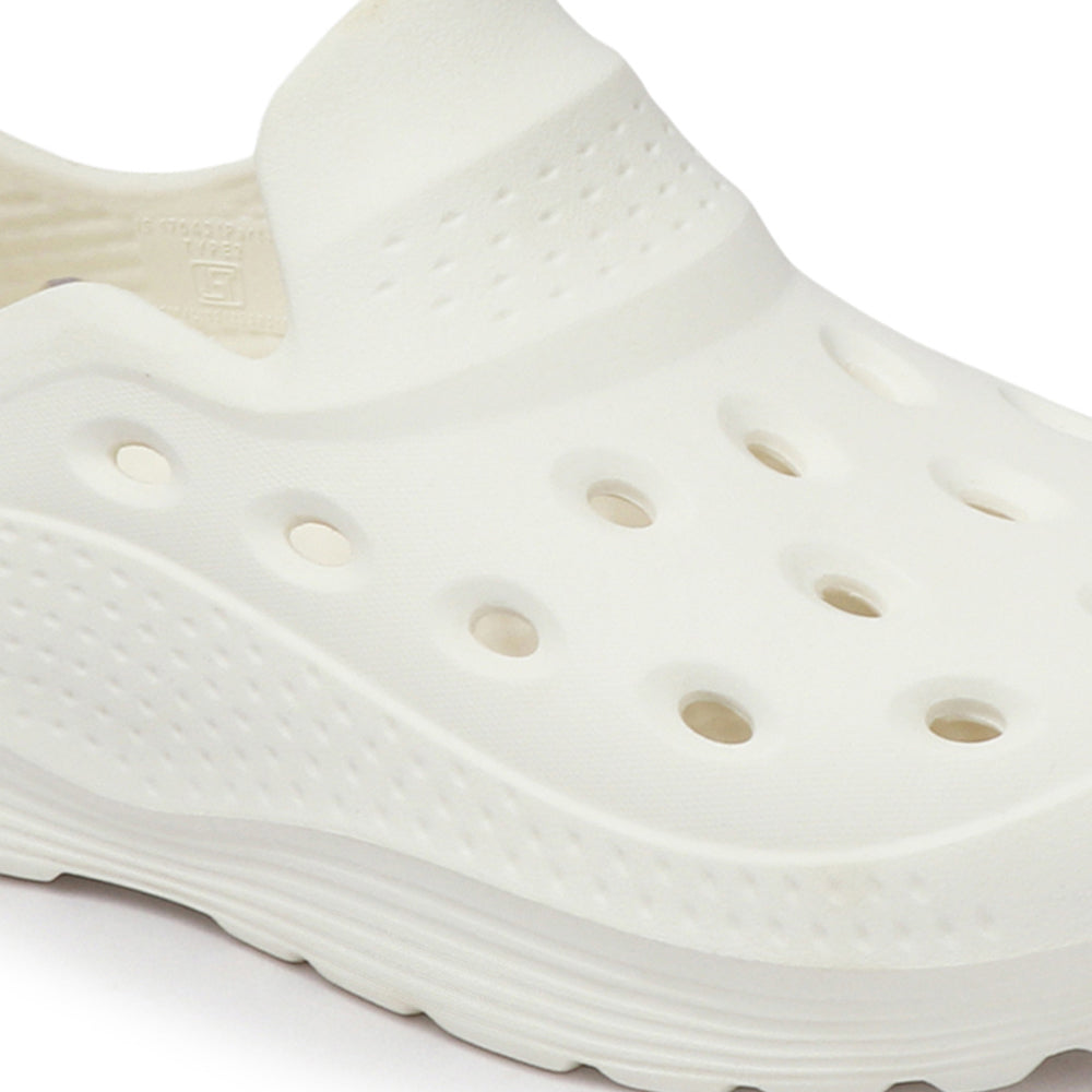 Men Perforated Comfort Casual Slip On Shoes