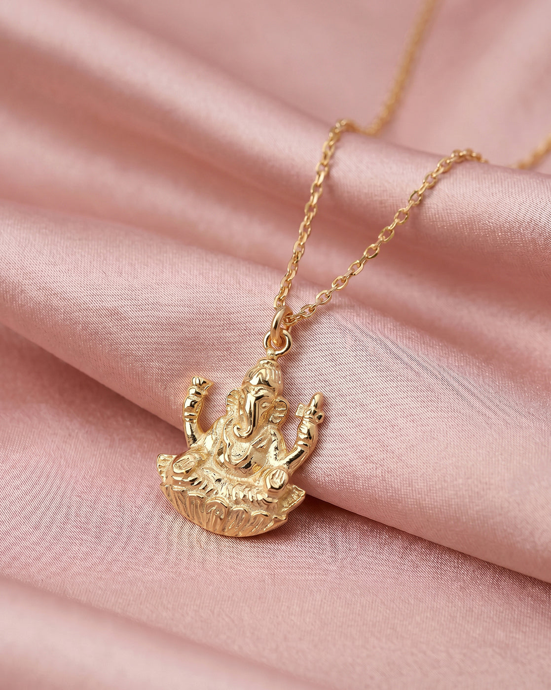 18Kt Gold Plated Ganesha Pendant and Chain for Unisex