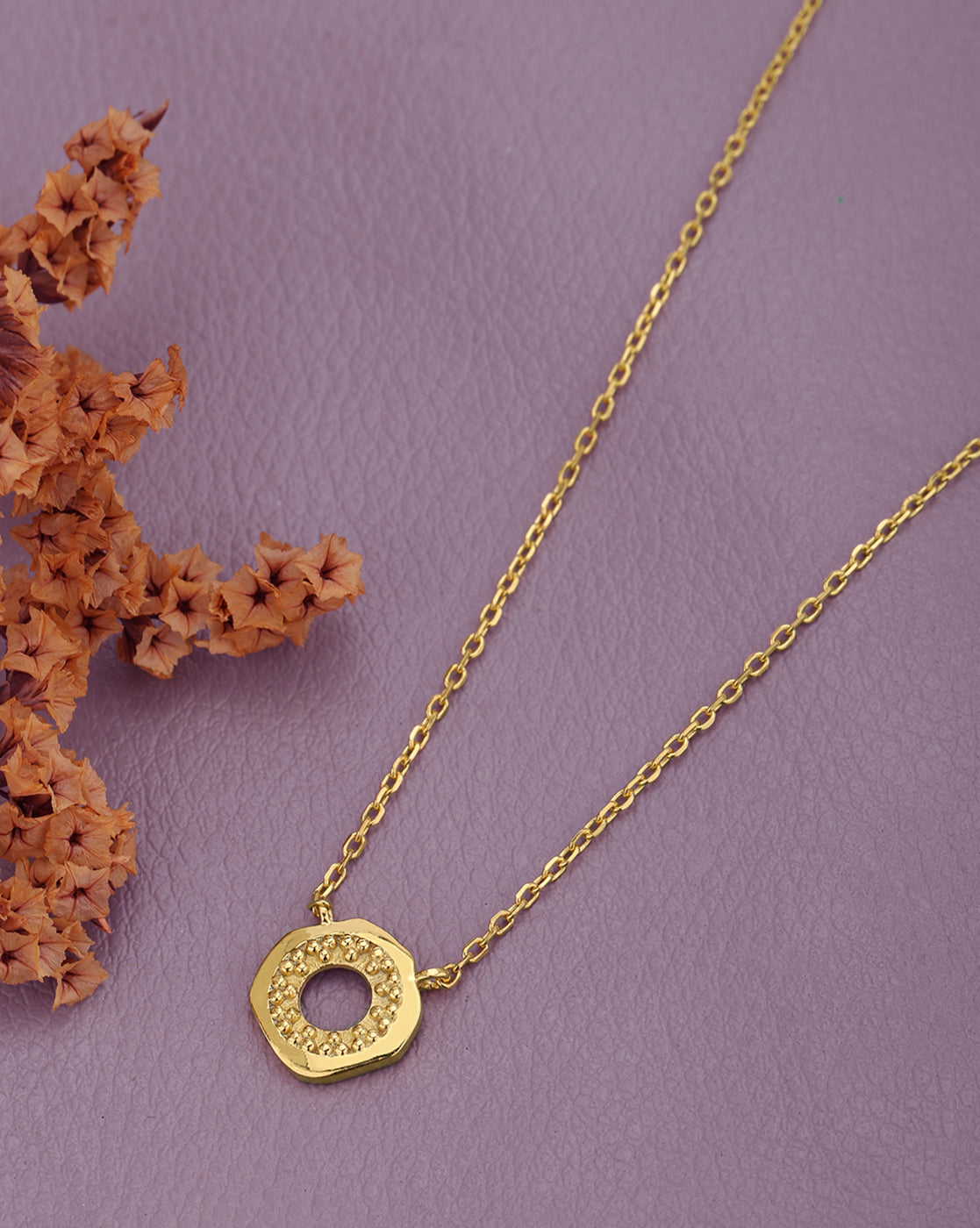 18KT Gold Plated Textured Circle Pendant Necklace