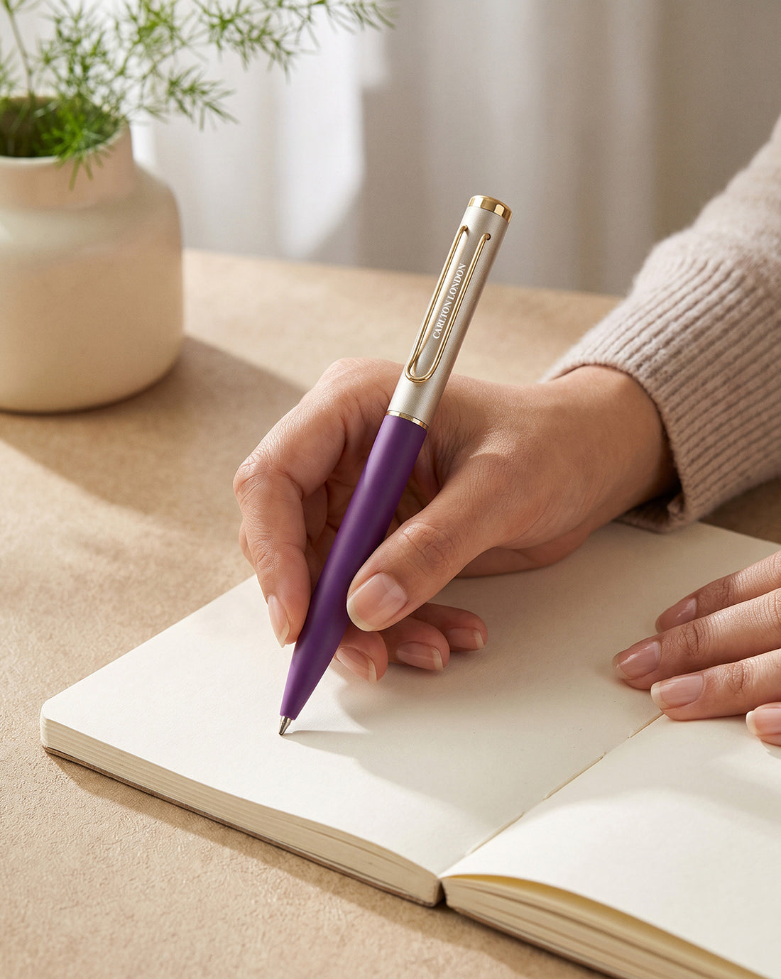Mutliple Toned Premium Executive Writing Twist Pen with Smooth Ink and Clip