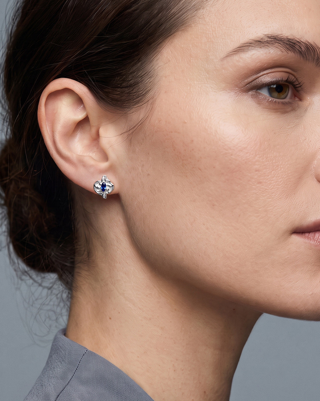 Rhodium Plated CZ Sapphire Blue Studded Contemporary Petite Stud Earring