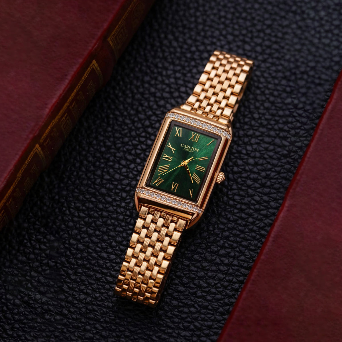 Carlton London Women Amara Green Analog Watch CL-AM-GRN