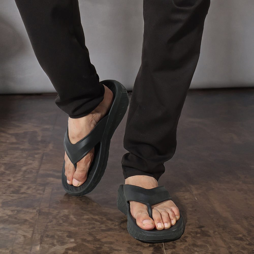 Men Contoured Comfort Thong Sandals