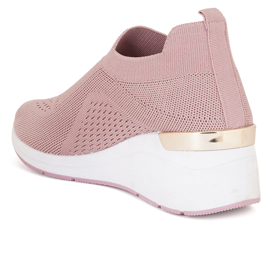 Women Comfortable Flyknit Lightweight Slip-On Sneakers