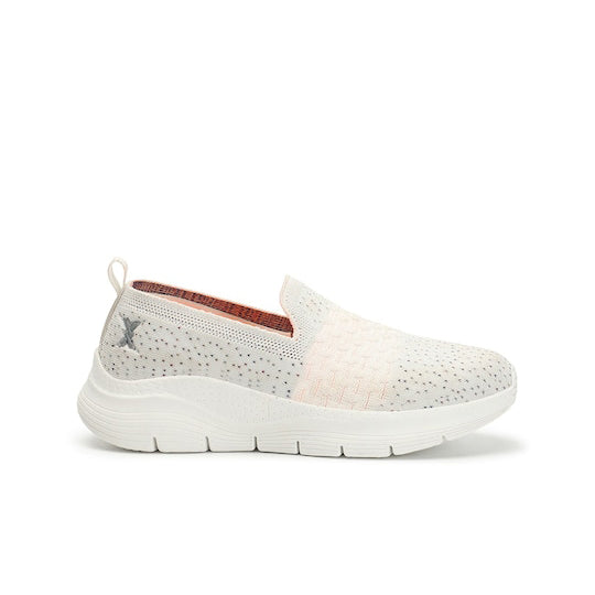 Women Embellished Flyknit Lightweight Slip-On Sneakers