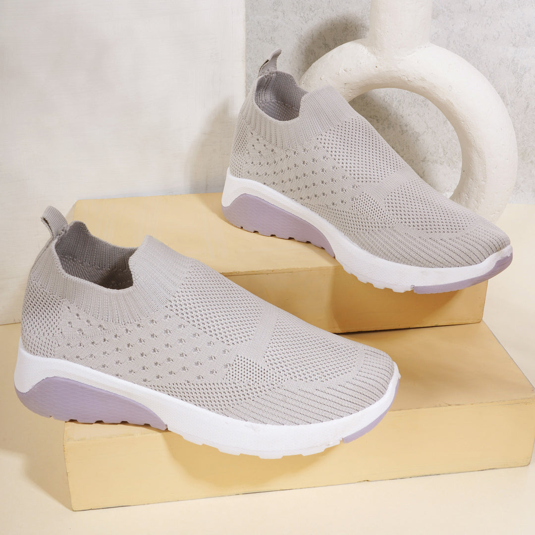 Women Comfortable Flyknit Lightweight Slip-On Sneakers
