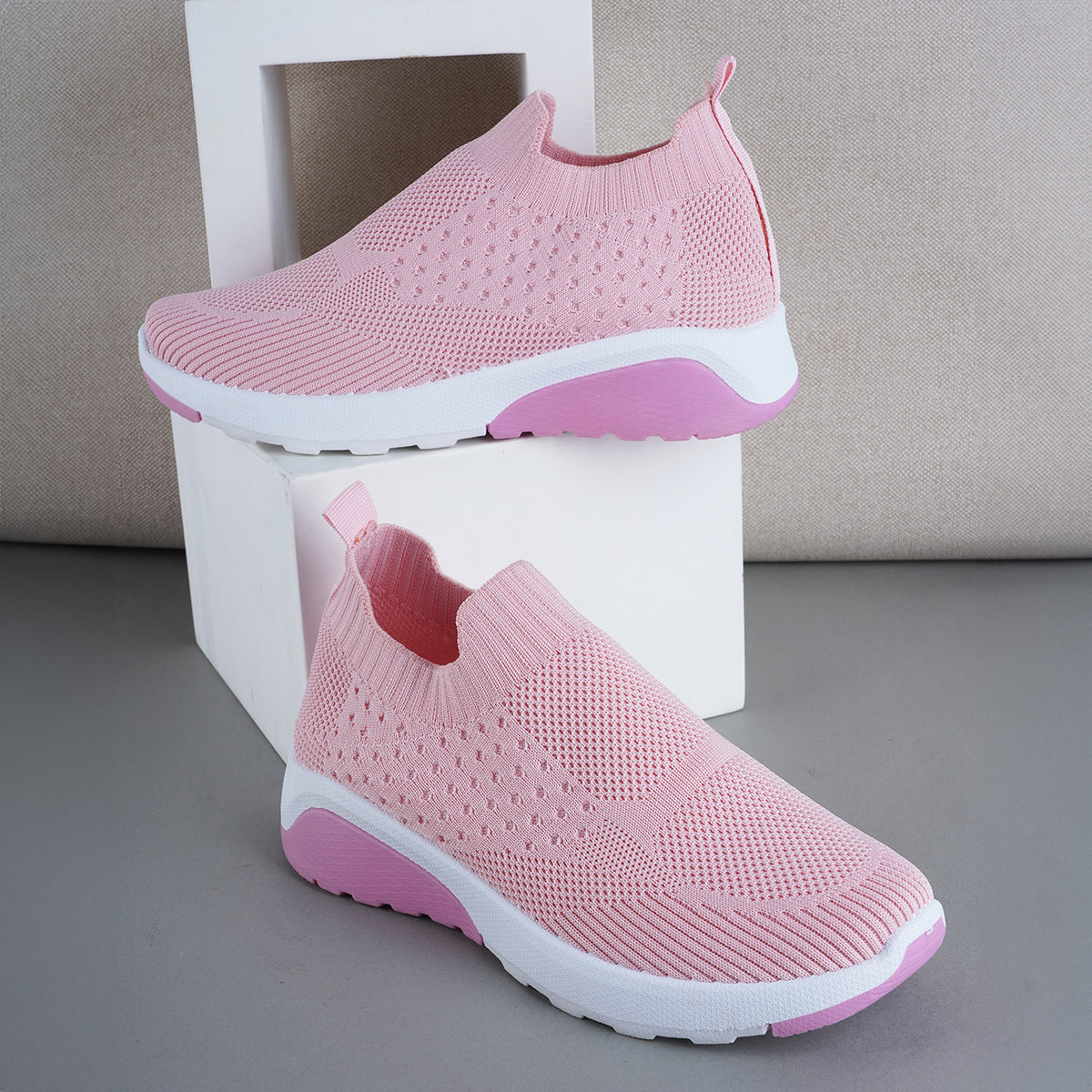 Women Comfortable Flyknit Lightweight Slip-On Sneakers