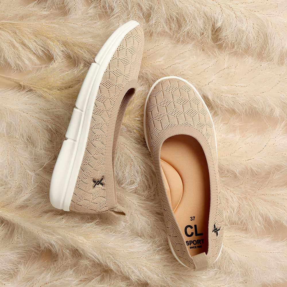 Women Textured Knit Comfort Ballet Flats