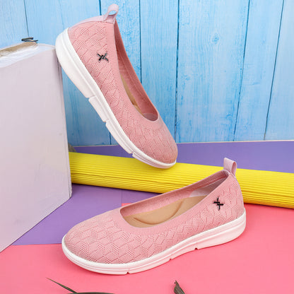 Women Textured Knit Comfort Ballet Flats