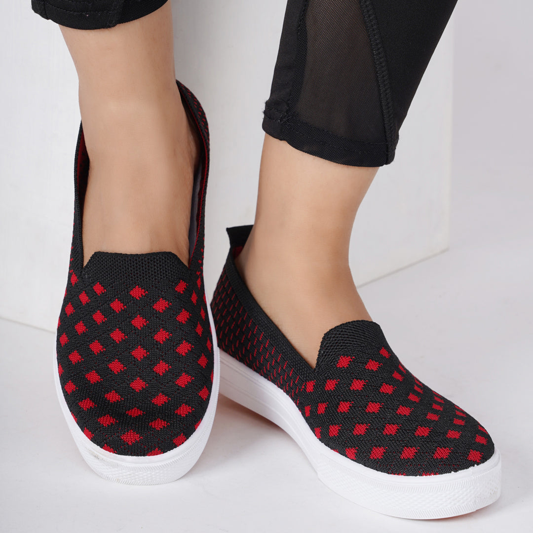 Women Comfortable Flyknit Lightweight Slip-On Sneakers