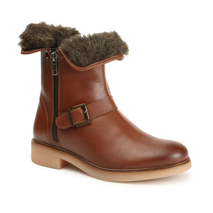 Women Solid Block-Heeled Winter Boots With Buckle