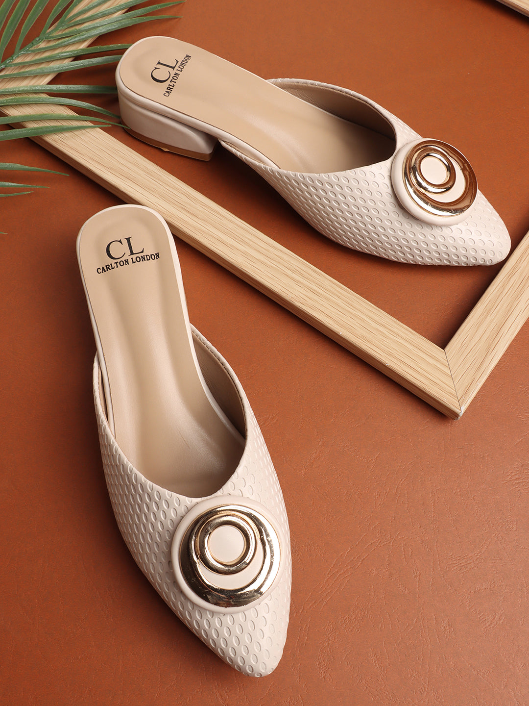 Elegant Textured Mules with Unique Gold Buckle and Block Heel