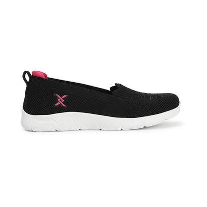 Women Textured Round Toe Flyknit Mesh Slip-On Sneakers