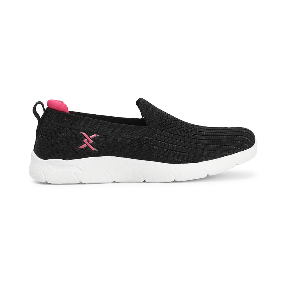 Women Textured Round Toe Flyknit Mesh Slip-On Sneakers