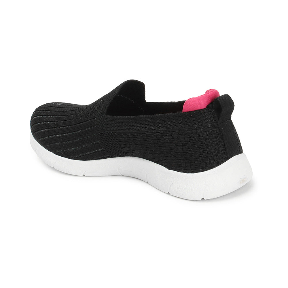 Women Textured Round Toe Flyknit Mesh Slip-On Sneakers