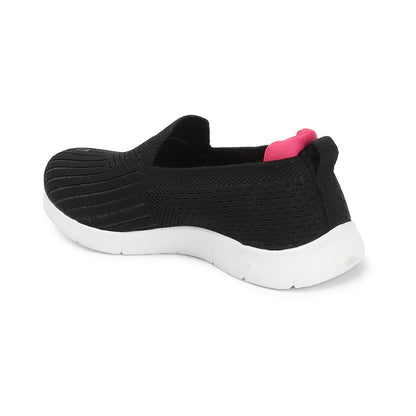 Women Textured Round Toe Flyknit Mesh Slip-On Sneakers