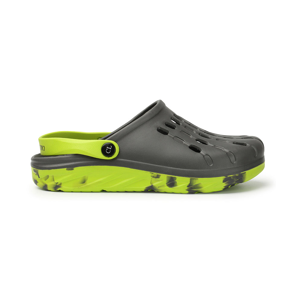 Men Perforated Comfort Clogs with Contrasting Strap