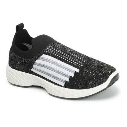 Women Woven Design Lightweight Slip On Sneakers