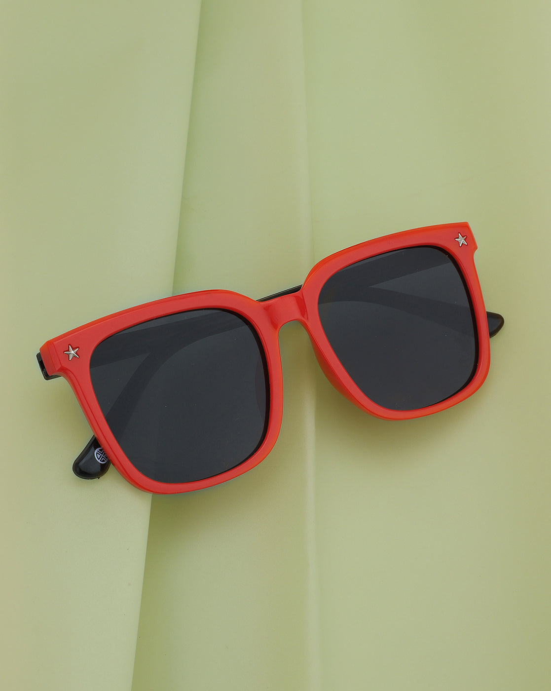 Red &amp; Black Toned with Polarised Lens Rectangle Sunglass for boy