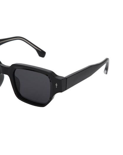 Black Toned with Blue Polarised Lens Wayfarer Sunglass for women