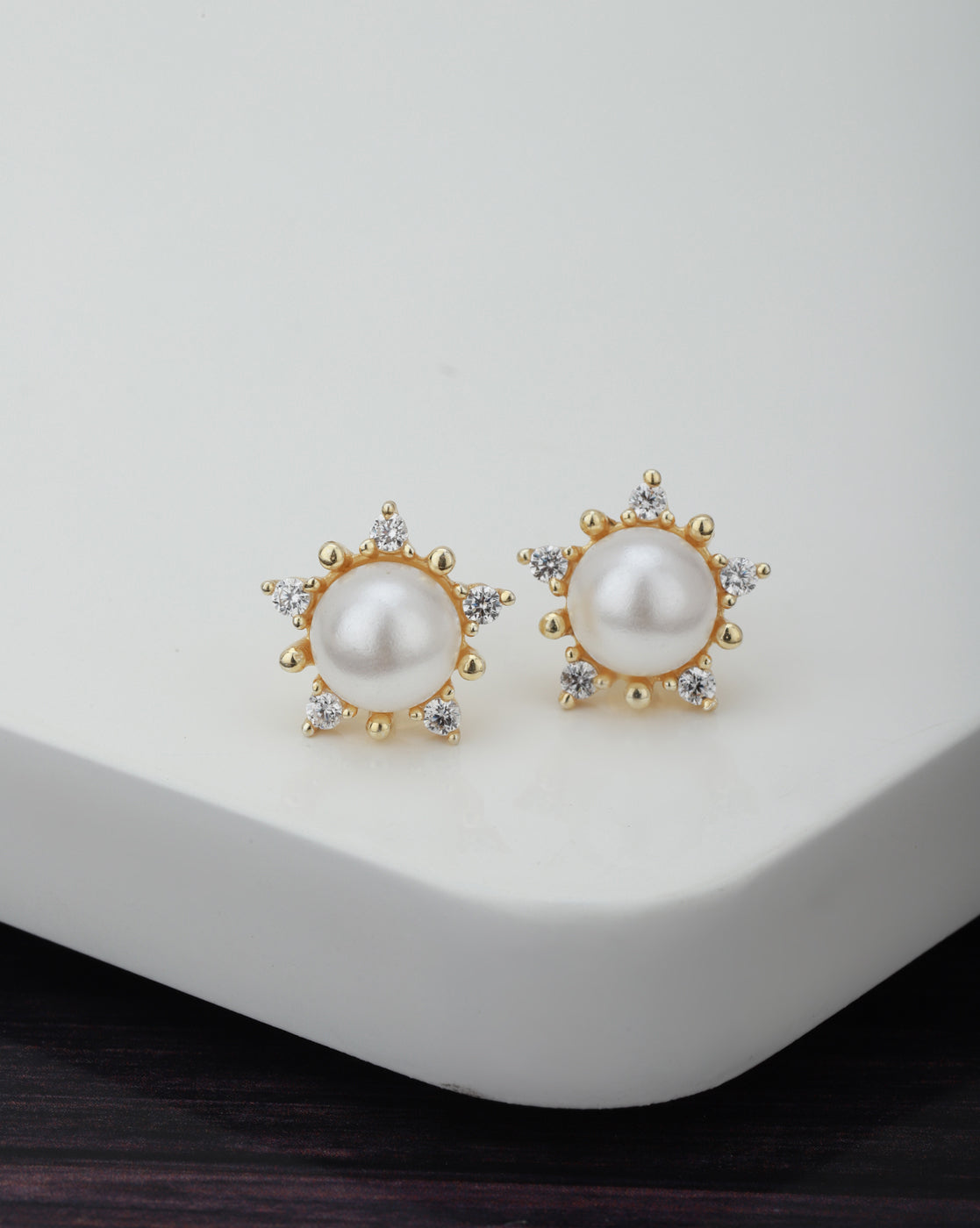 Carlton London Gold Plated Cz White Pearl Stud Earring For Women
