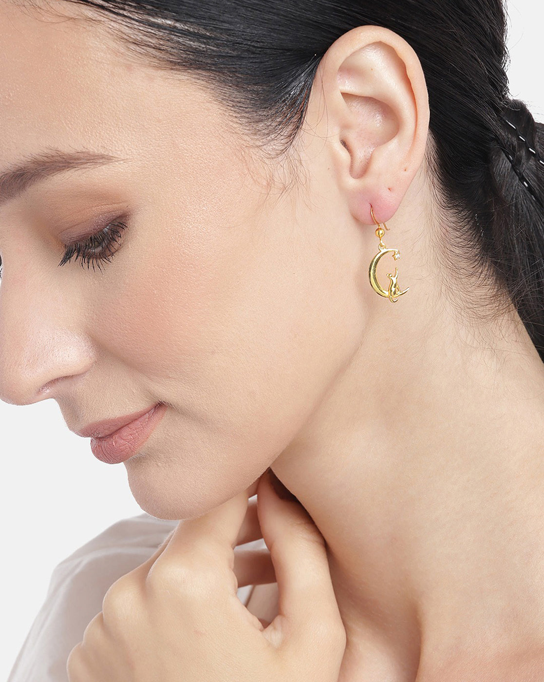 Carlton London 18Kt Gold Plated Classic Earrings With Moon &amp; Cat