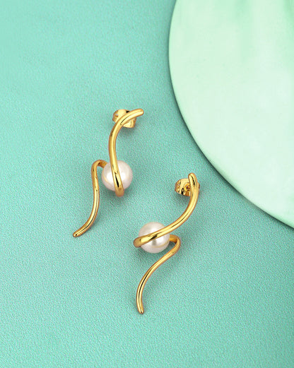 Gold Plated With Pearl Stylish Drop Earring For Women