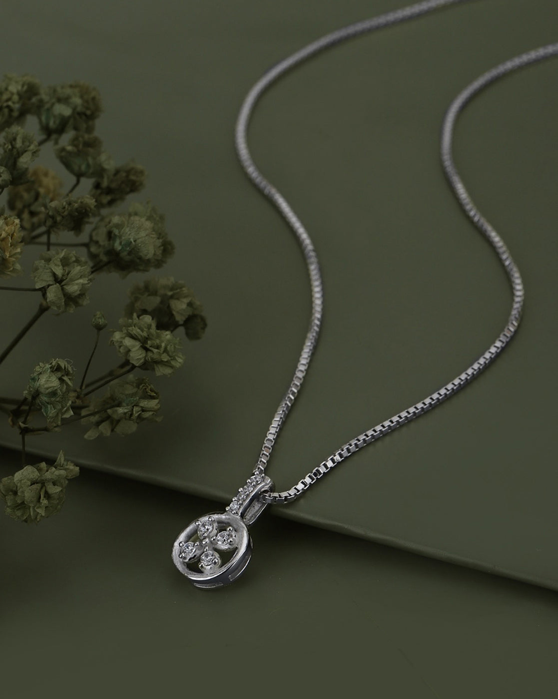 Carlton London  Rhodium Plated With Round Floral Pendant With Chain