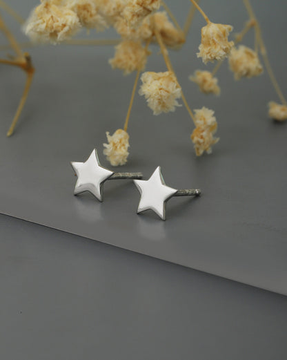 Carlton London 925 Sterling Silver Rhodium Plated Solid Star Stud Earring For Women