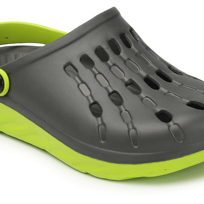 Men Two Tone Perforated Back Strap Clogs
