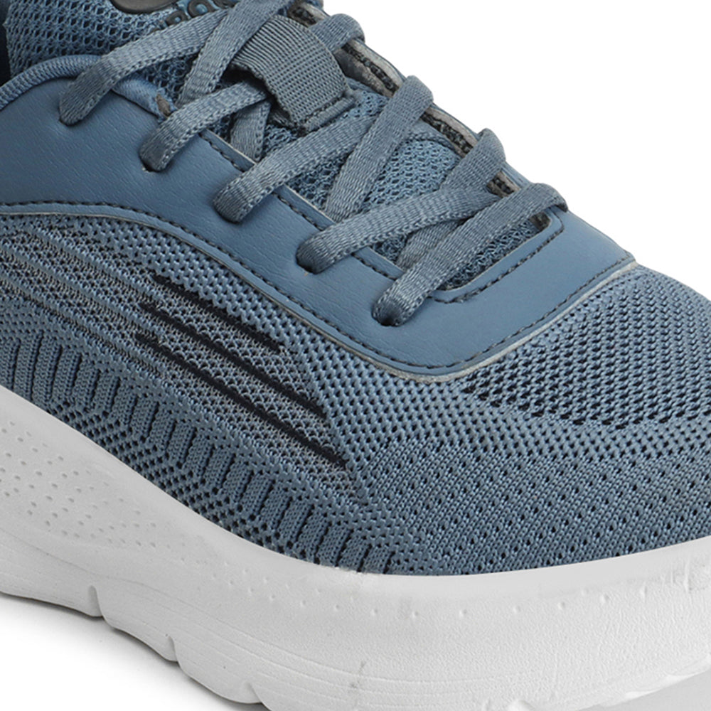 Women Mesh Flyknit Technology Lace-Up Sports Shoes